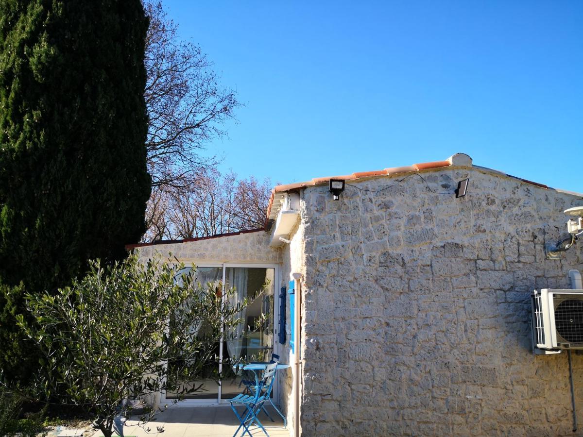 La petite maison de Lingling Mornas Esterno foto